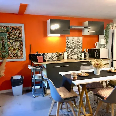 Yucca Au Calme Proche De La 公寓