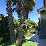 Yucca Au Calme Proche De La