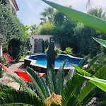 Lejlighed Yucca Au Calme Proche De La
