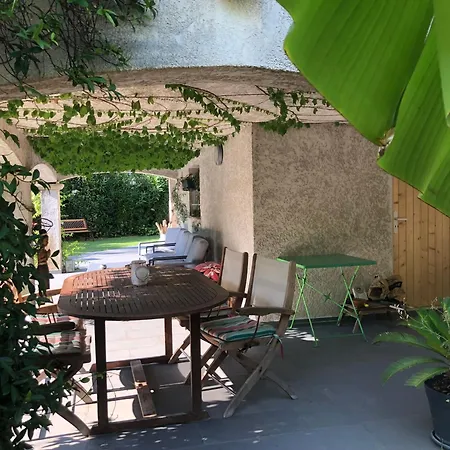 Yucca Au Calme Proche De La 아파트 *